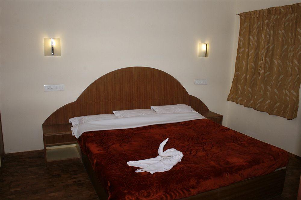 Tulips Elkhill Resorts Ooty Dış mekan fotoğraf